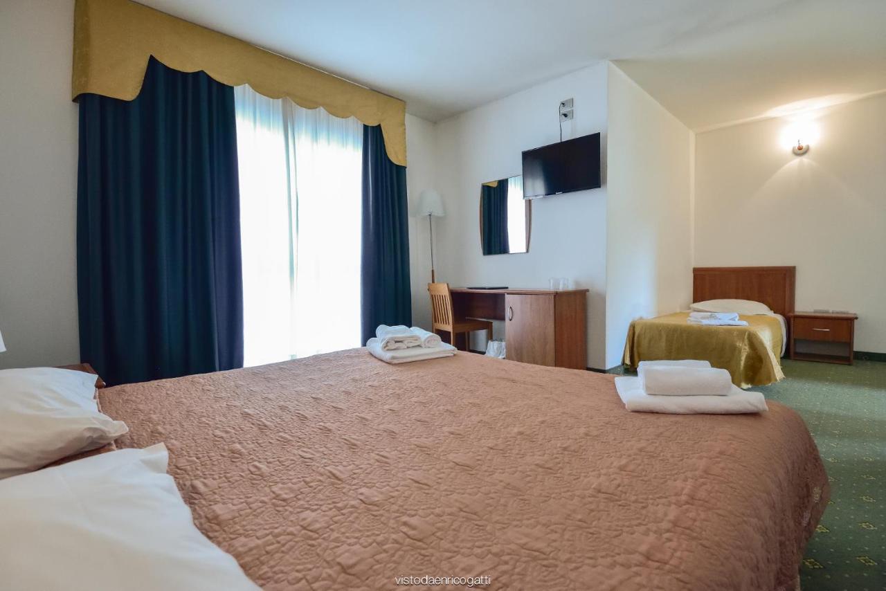 Standard Hotel Udine Pradamano Экстерьер фото