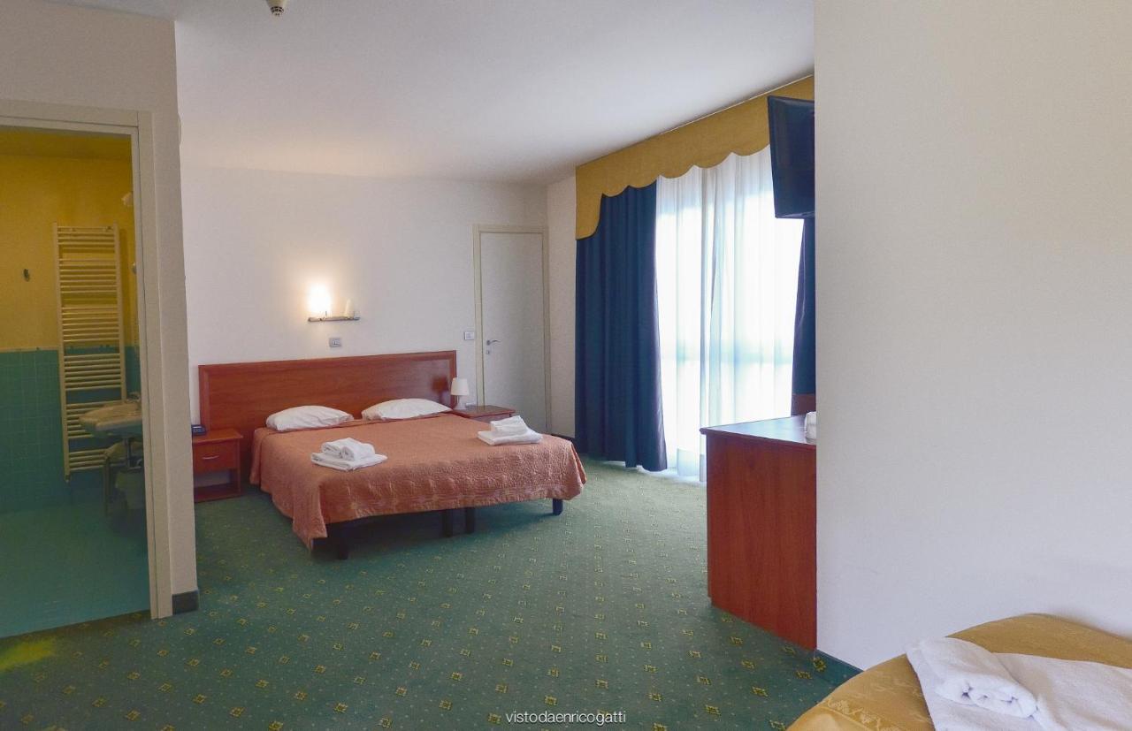 Standard Hotel Udine Pradamano Экстерьер фото
