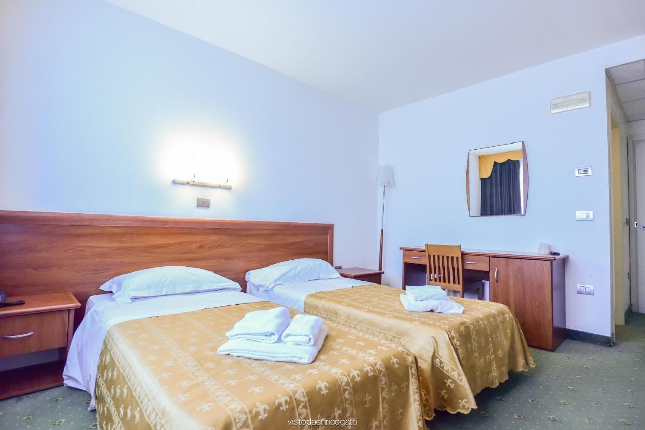 Standard Hotel Udine Pradamano Экстерьер фото