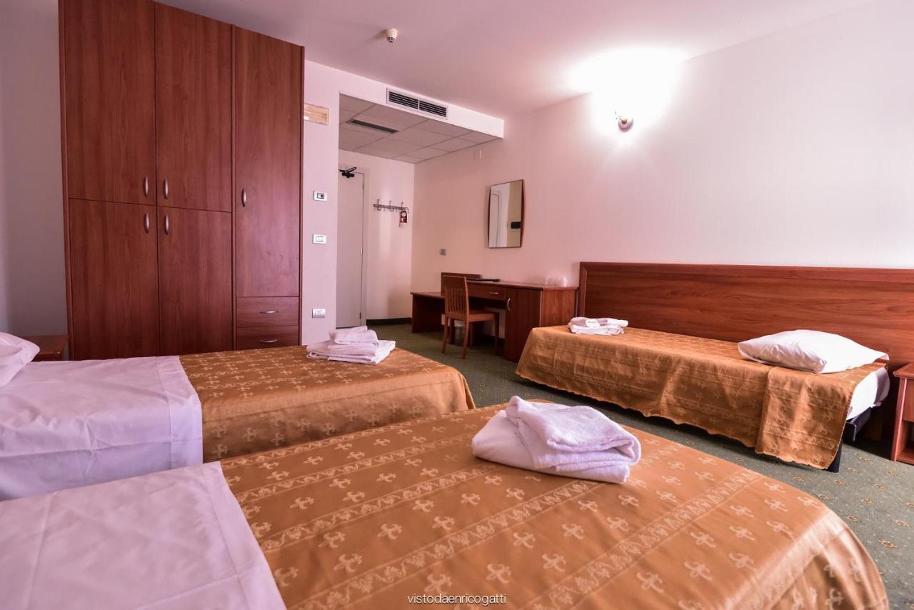 Standard Hotel Udine Pradamano Экстерьер фото